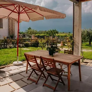 https://country-apartment-near-bardolino-and-lazise.hotelinveneto.com