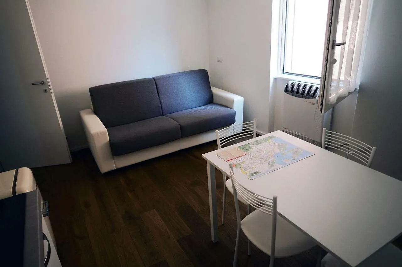 Marina Apartments Colico 0*,  Italien