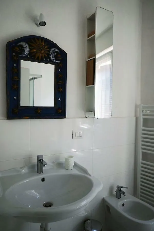 Marina Apartments Colico Italien