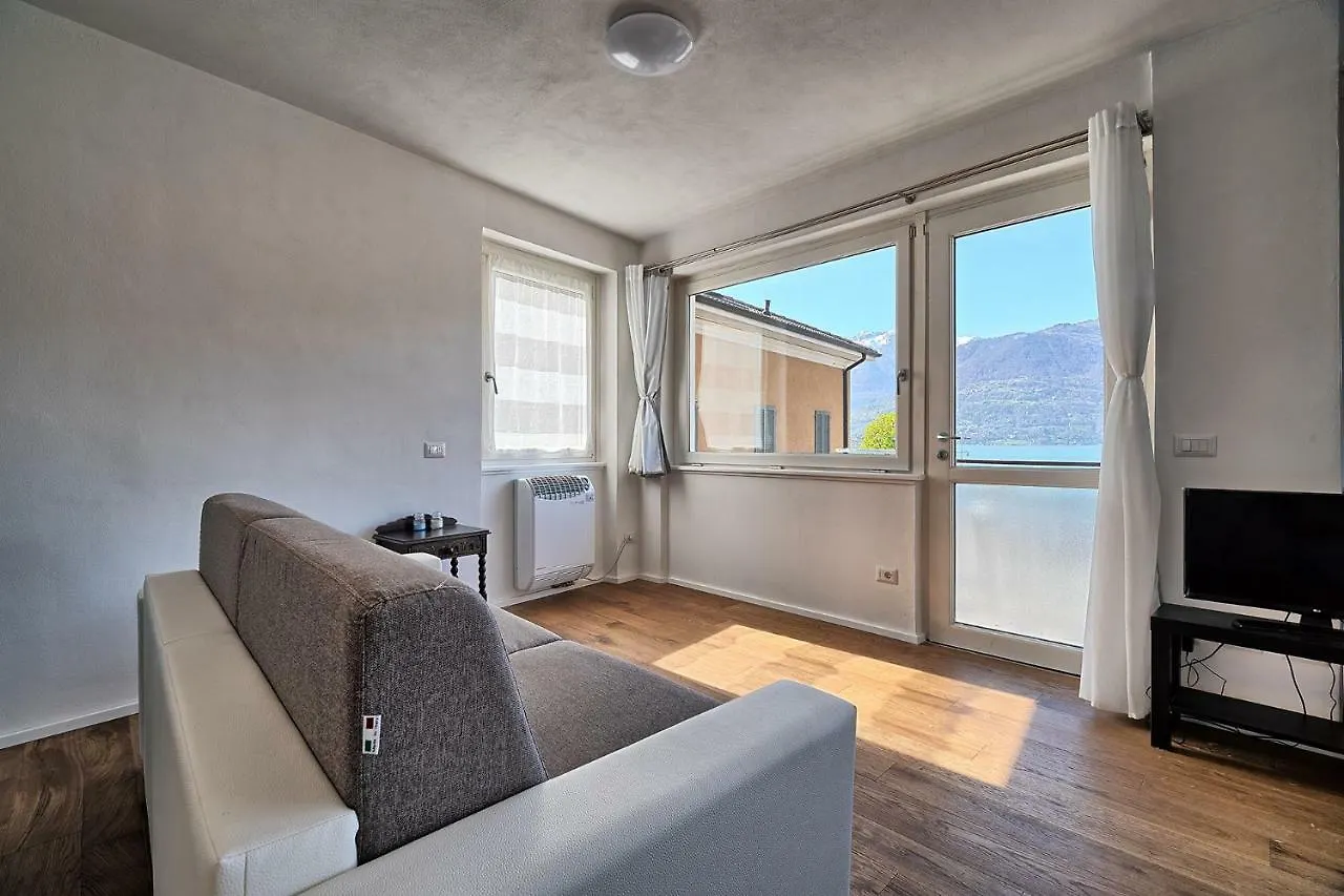 Marina Apartments Colico Italien
